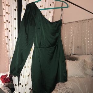 Abercrombie & Fitch Off the Shoulder Dress